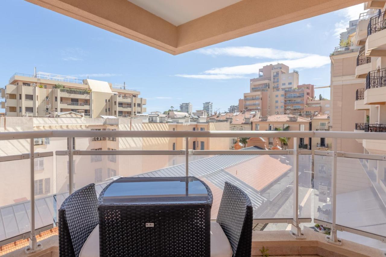 Luxury Studio Renovated 2024 With Free Parking Beausoleil Exterior photo