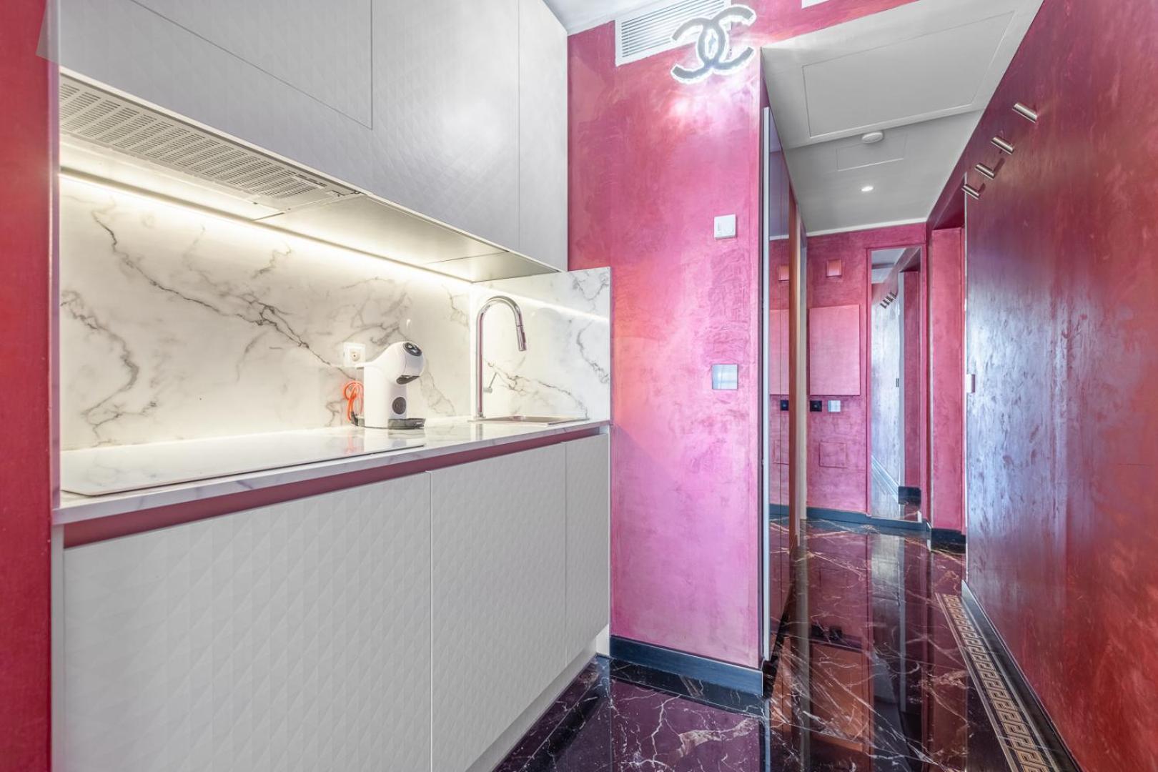 Luxury Studio Renovated 2024 With Free Parking Beausoleil Exterior photo